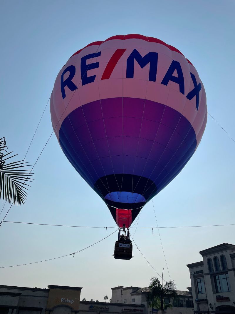 REMAX Balloon pic